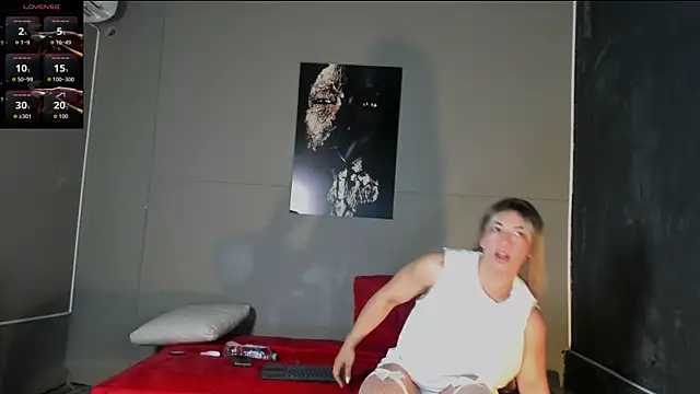 AliceFit 212 online show from April 18, 2026, 11:23 am