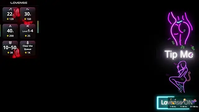 Snapshot of chloelabelle chatting on November 1, 2025, 11:37 am chloelabelle online show from November 1, 2025, 11:37 am