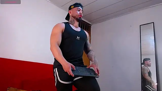 Snapshot of tommyblessd1 chatting on February 4, 2026, 6:08 am tommyblessd1 online show from February 4, 2026, 6:08 am