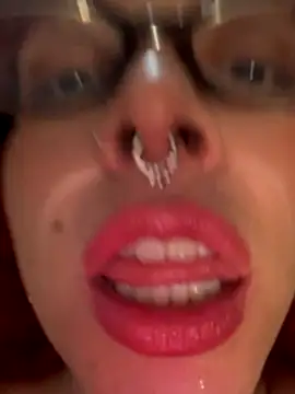 Snapshot of bri_von_dhara__ chatting on November 14, 2025, 9:51 pm bri von dhara online show from November 14, 2025, 9:51 pm