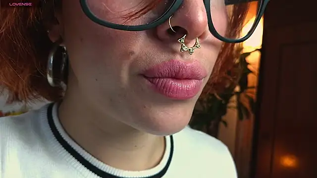 Snapshot of bri_von_dhara__ chatting on June 17, 2026, 4:17 pm bri von dhara online show from June 17, 2026, 4:17 pm