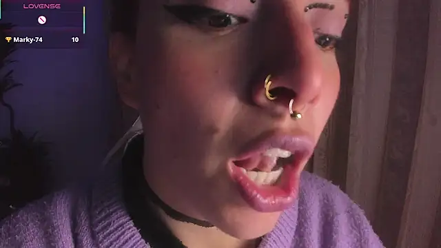 Snapshot of bri_von_dhara__ chatting on November 6, 2025, 11:58 am bri von dhara online show from November 6, 2025, 11:58 am