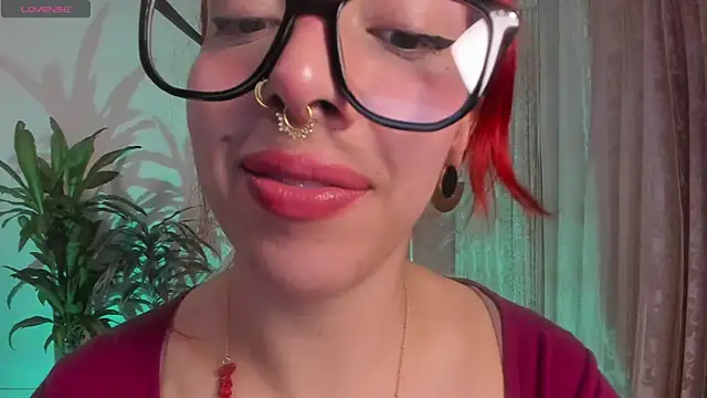 Snapshot of bri_von_dhara__ chatting on October 24, 2025, 3:33 pm bri von dhara online show from October 24, 2025, 3:33 pm