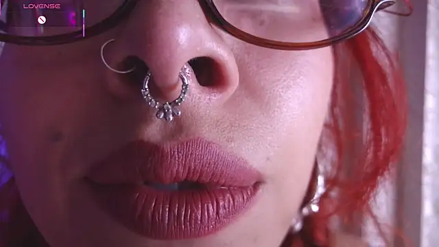 Snapshot of bri_von_dhara__ chatting on November 26, 2025, 8:42 pm bri von dhara online show from November 26, 2025, 8:42 pm