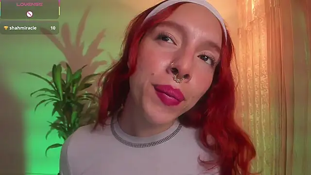 Snapshot of bri_von_dhara__ chatting on October 20, 2025, 1:00 pm bri von dhara online show from October 20, 2025, 1:00 pm