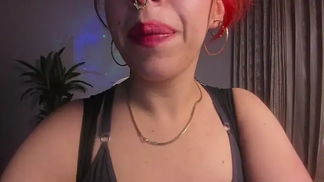 Snapshot of bri_von_dhara__ chatting on October 6, 2025, 10:38 am bri von dhara online show from October 6, 2025, 10:38 am
