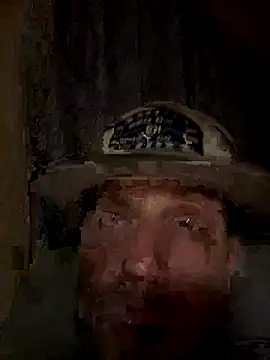 Snapshot of billhungwell chatting on October 3, 2025, 11:01 am billhungwell online show from October 3, 2025, 11:01 am