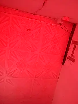 Naomi-Mature online show from March 17, 2026, 9:01 am