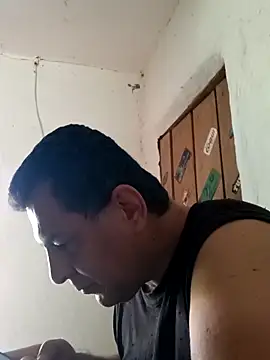 voyerista50 online show from October 21, 2025, 4:50 pm