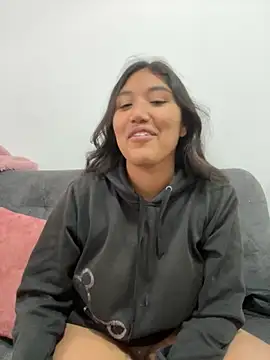 SharaRous online show from October 20, 2025, 11:55 am