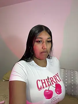 Snapshot of SharaRous chatting on July 29, 2026, 12:54 am SharaRous online show from July 29, 2026, 12:54 am
