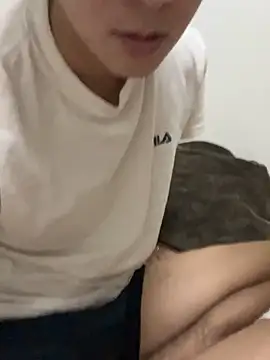 erokami36 online show from November 10, 2025, 2:38 am