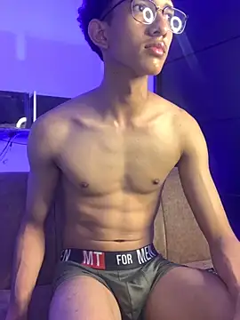 Snapshot of Cj_davis_ chatting on November 21, 2025, 12:31 am Cj davis online show from November 21, 2025, 12:31 am