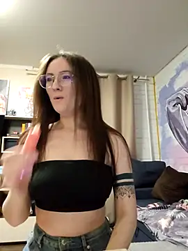 Snapshot of SophiaHarris chatting on October 1, 2025, 4:33 pm SophiaHarris online show from October 1, 2025, 4:33 pm