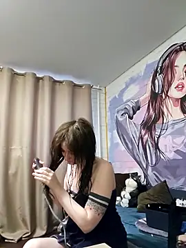 Snapshot of SophiaHarris chatting on September 29, 2025, 12:55 pm SophiaHarris online show from September 29, 2025, 12:55 pm
