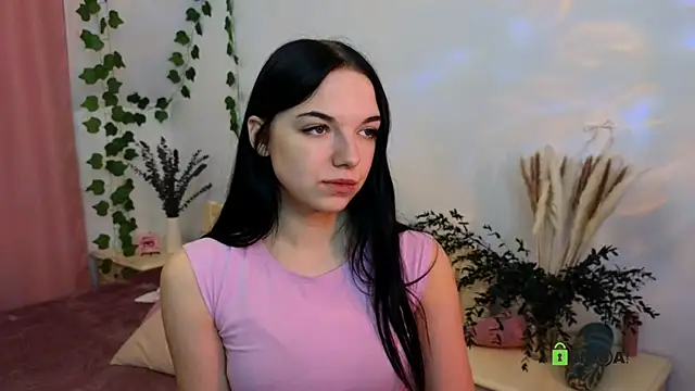 Hey Caroline online show from October 9, 2025, 3:34 pm