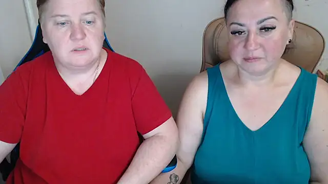 Snapshot of Bertie_Adeline chatting on September 13, 2025, 7:03 pm Bertie Adeline online show from September 13, 2025, 7:03 pm