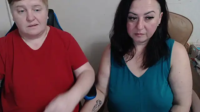 Snapshot of Bertie_Adeline chatting on September 14, 2025, 7:14 pm Bertie Adeline online show from September 14, 2025, 7:14 pm