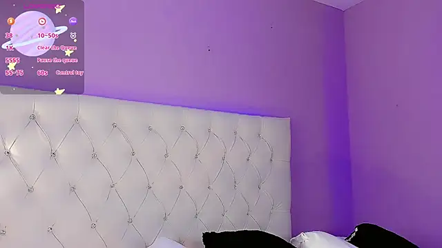 DaniielaV online show from February 26, 2026, 1:11 pm