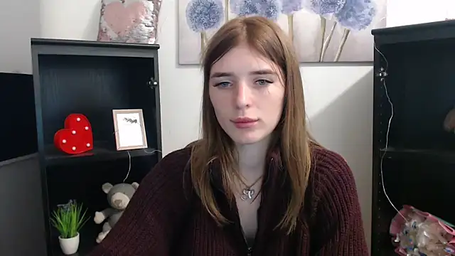 JuiceLips   online show from October 29, 2025, 1:43 pm