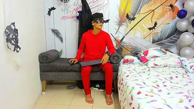 Snapshot of Holdme_Hot chatting on October 17, 2025, 3:10 am Holdme Hot online show from October 17, 2025, 3:10 am
