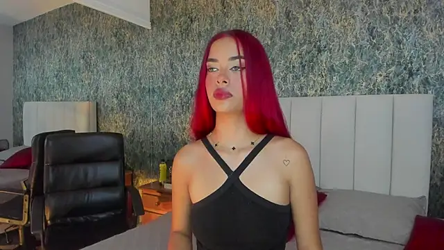 Snapshot of AlannaBlakes chatting on September 8, 2025, 11:37 pm AlannaBlakes online show from September 8, 2025, 11:37 pm