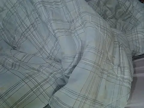 Snapshot of lilbaby15333 chatting on November 11, 2025, 1:00 am lilbaby15333 online show from November 11, 2025, 1:00 am