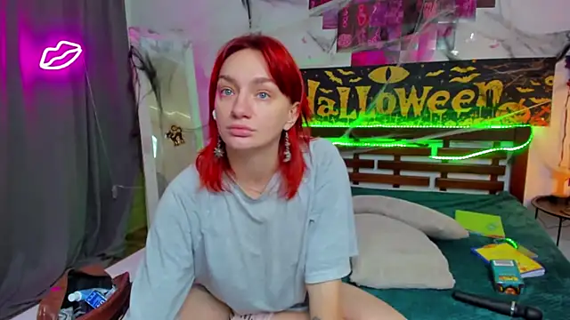 ArinaWinss online show from October 31, 2025, 6:21 am