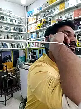 avi007p online show from November 27, 2025, 9:43 am