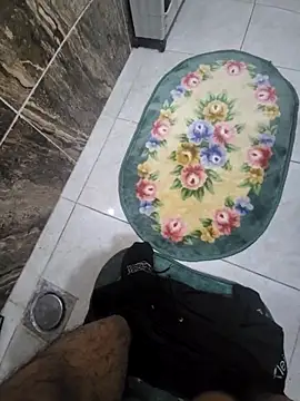 Snapshot of WelloffUpthrow chatting on November 27, 2025, 3:23 pm WelloffUpthrow online show from November 27, 2025, 3:23 pm