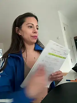 Teparolaverga1990 online show from March 25, 2026, 5:01 pm