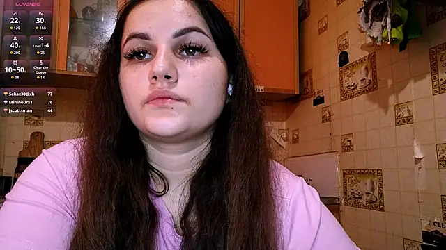 DierdreCousineau online show from November 10, 2025, 10:31 am