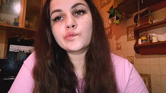 DierdreCousineau online show from November 27, 2025, 10:05 am