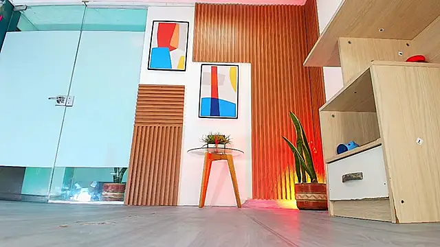 Snapshot of sweet_mile chatting on February 16, 2026, 12:04 pm sweet mile online show from February 16, 2026, 12:04 pm