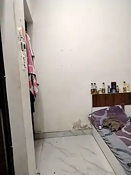 Sexy vernilla online show from April 18, 2026, 10:43 pm