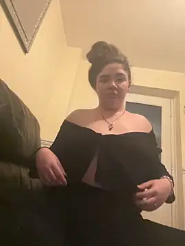 Imogenbabyyy online show from October 5, 2025, 8:54 pm