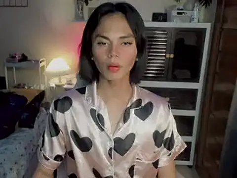 Snapshot of uralexa_xxx18 chatting on September 27, 2025, 12:00 pm uralexa xxx18 online show from September 27, 2025, 12:00 pm