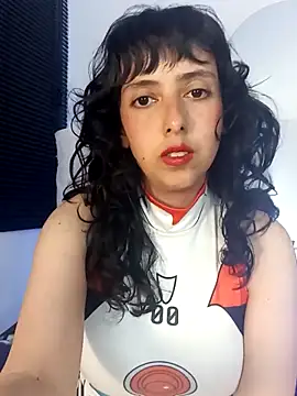 a Malgosia mako online show from September 26, 2025, 7:59 am