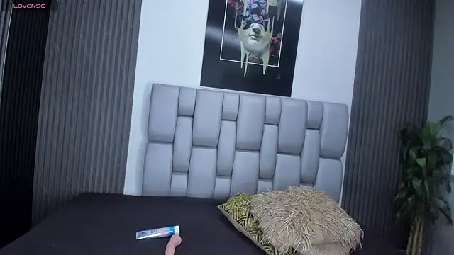 Snapshot of Bora_Lajuana chatting on October 29, 2025, 4:00 am Bora Lajuana online show from October 29, 2025, 4:00 am