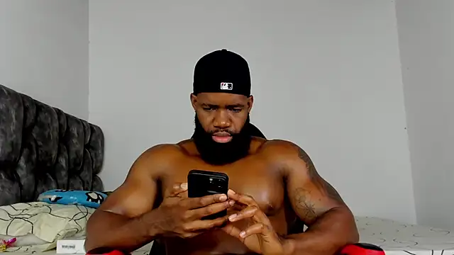 Snapshot of james_musclebbc chatting on December 21, 2025, 10:21 pm james musclebbc online show from December 21, 2025, 10:21 pm