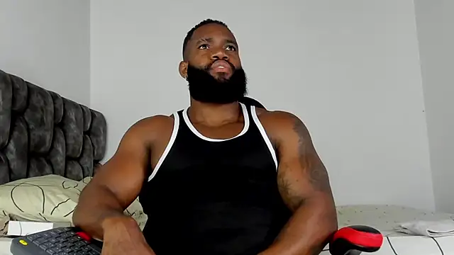 Snapshot of james_musclebbc chatting on January 14, 2026, 1:48 pm james musclebbc online show from January 14, 2026, 1:48 pm