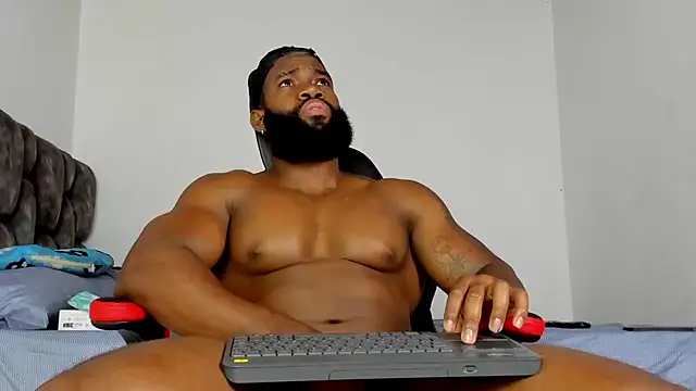 Snapshot of james_musclebbc chatting on February 28, 2026, 4:34 am james musclebbc online show from February 28, 2026, 4:34 am