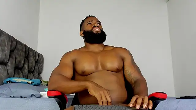 Snapshot of james_musclebbc chatting on February 24, 2026, 4:13 am james musclebbc online show from February 24, 2026, 4:13 am