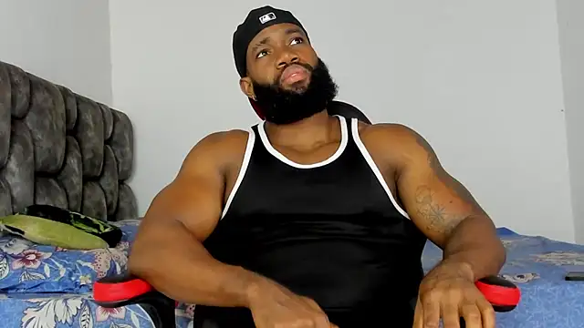 Snapshot of james_musclebbc chatting on December 19, 2025, 11:51 pm james musclebbc online show from December 19, 2025, 11:51 pm