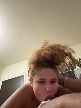 Snapshot of Fosforito37 chatting on September 28, 2025, 8:32 am Fosforito37 online show from September 28, 2025, 8:32 am