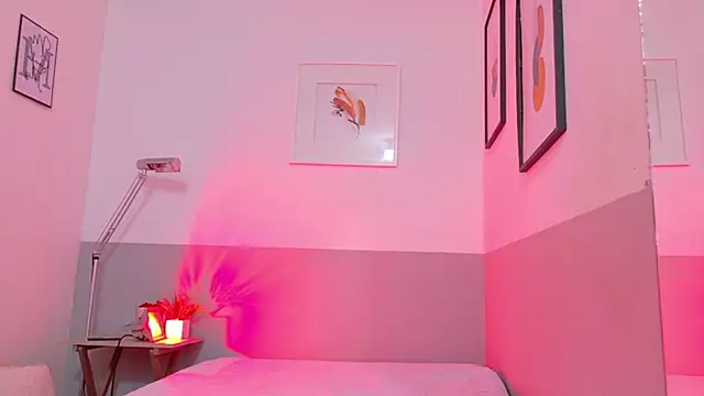 cosplaydate online show from October 1, 2025, 3:00 am