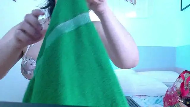 Snapshot of cosplaydate chatting on February 18, 2026, 2:20 am cosplaydate online show from February 18, 2026, 2:20 am