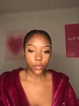 Snapshot of Sprinkle_Q chatting on October 23, 2025, 1:26 am Sprinkle Q online show from October 23, 2025, 1:26 am