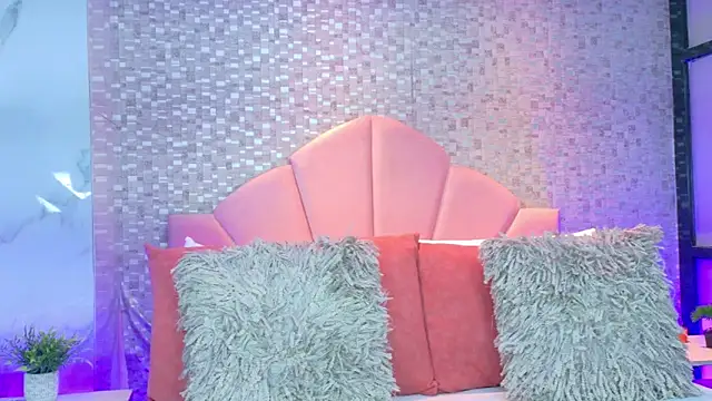 AshleyBaker1 online show from February 23, 2026, 2:28 pm