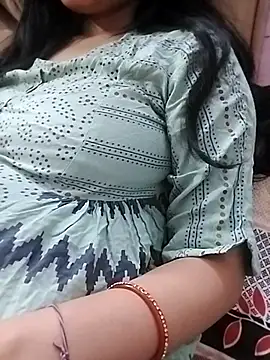 Snapshot of Geetababy90 chatting on October 7, 2025, 5:03 pm Geetababy90 online show from October 7, 2025, 5:03 pm